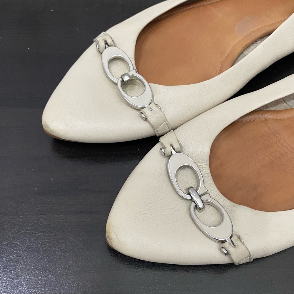 COACH “Ondrea” Off White Ecru Leather CC Logo Pointy Toe Ballet Flats Size 9B - Picture 3 of 14